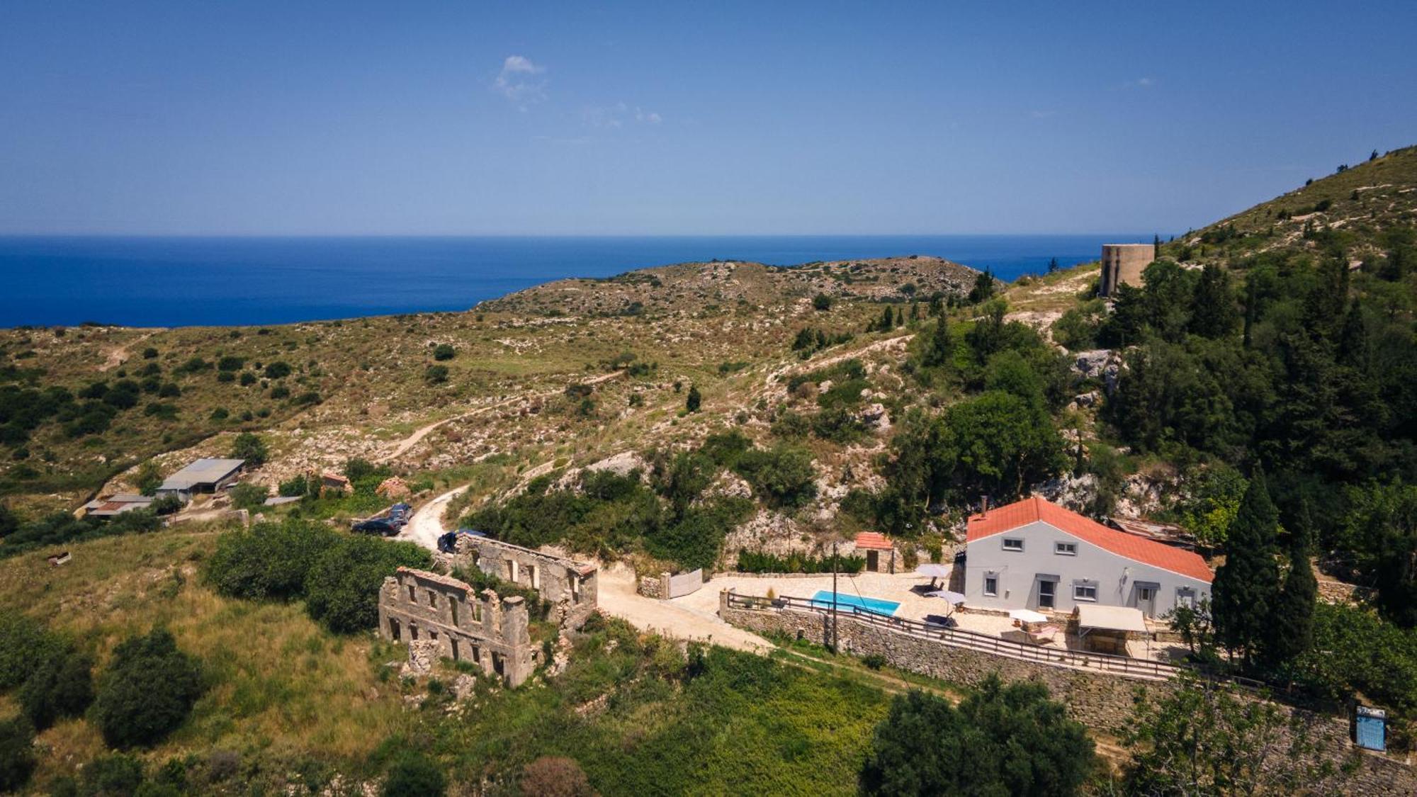 Villa Serenity Vovikes Exterior photo