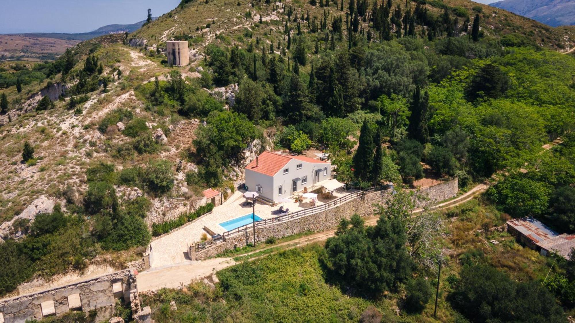 Villa Serenity Vovikes Exterior photo
